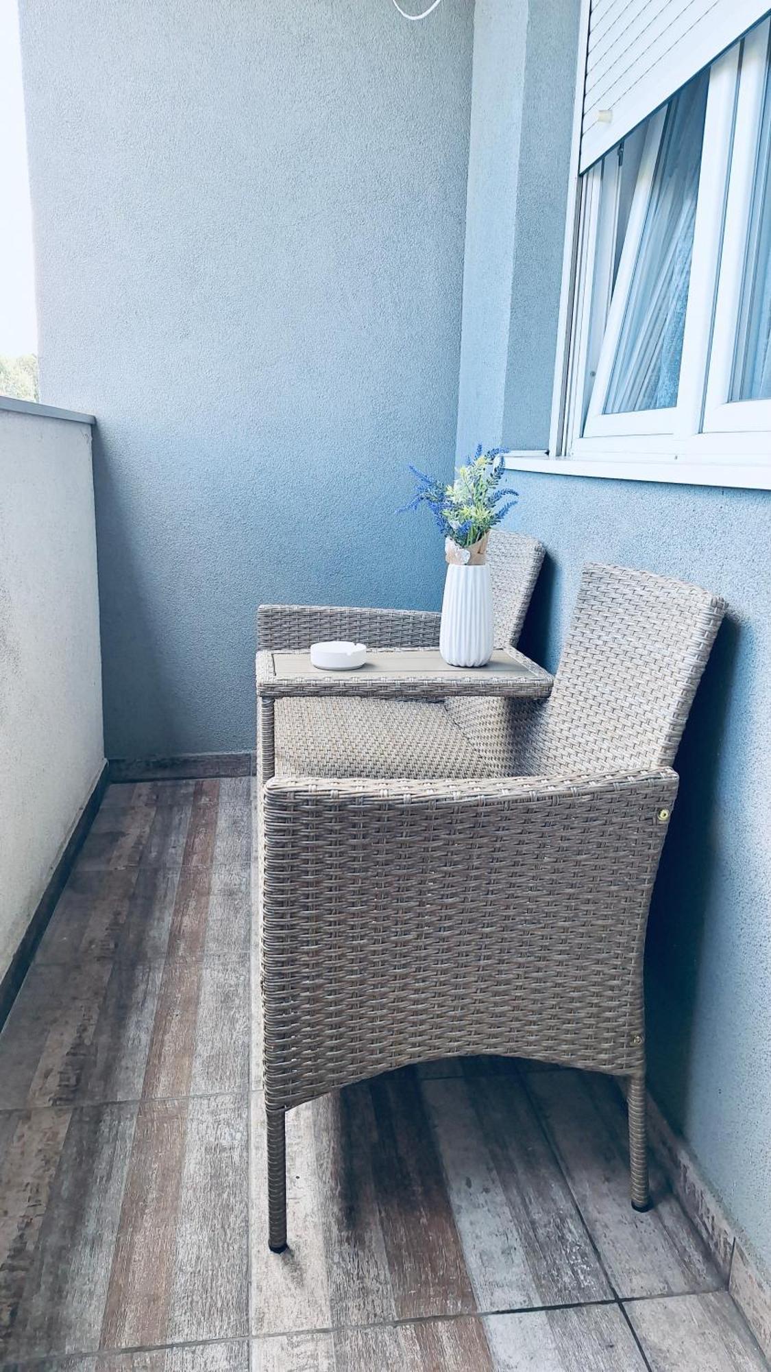 Dream Rental Pirot Apartman ภายนอก รูปภาพ